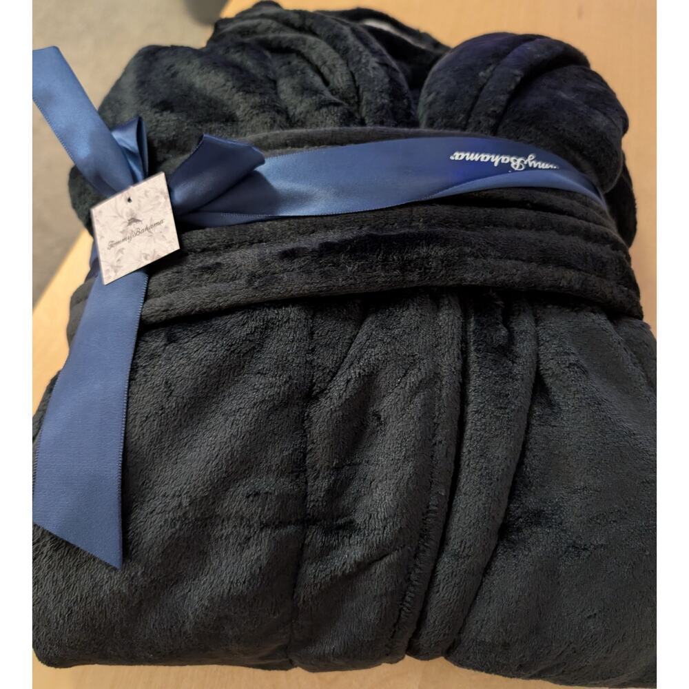 Tommy Bahama Plush Robe in Deep Navy